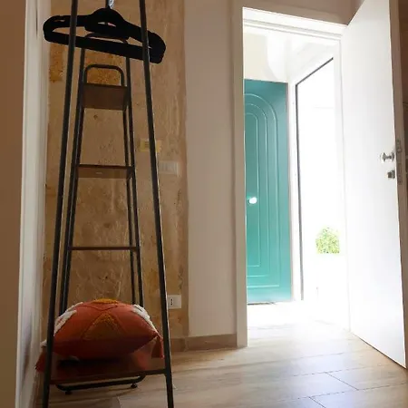 Apulian House Hotel Brindisi Exterior photo